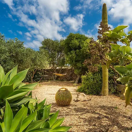 Close To The Beaches, Menorca Villa *
